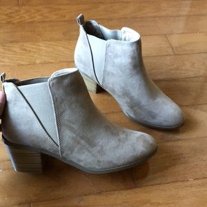 Ankle boots